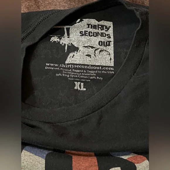 30 Seconds Out Black Graphic Crewneck T-Shirt - Picture 3 of 7